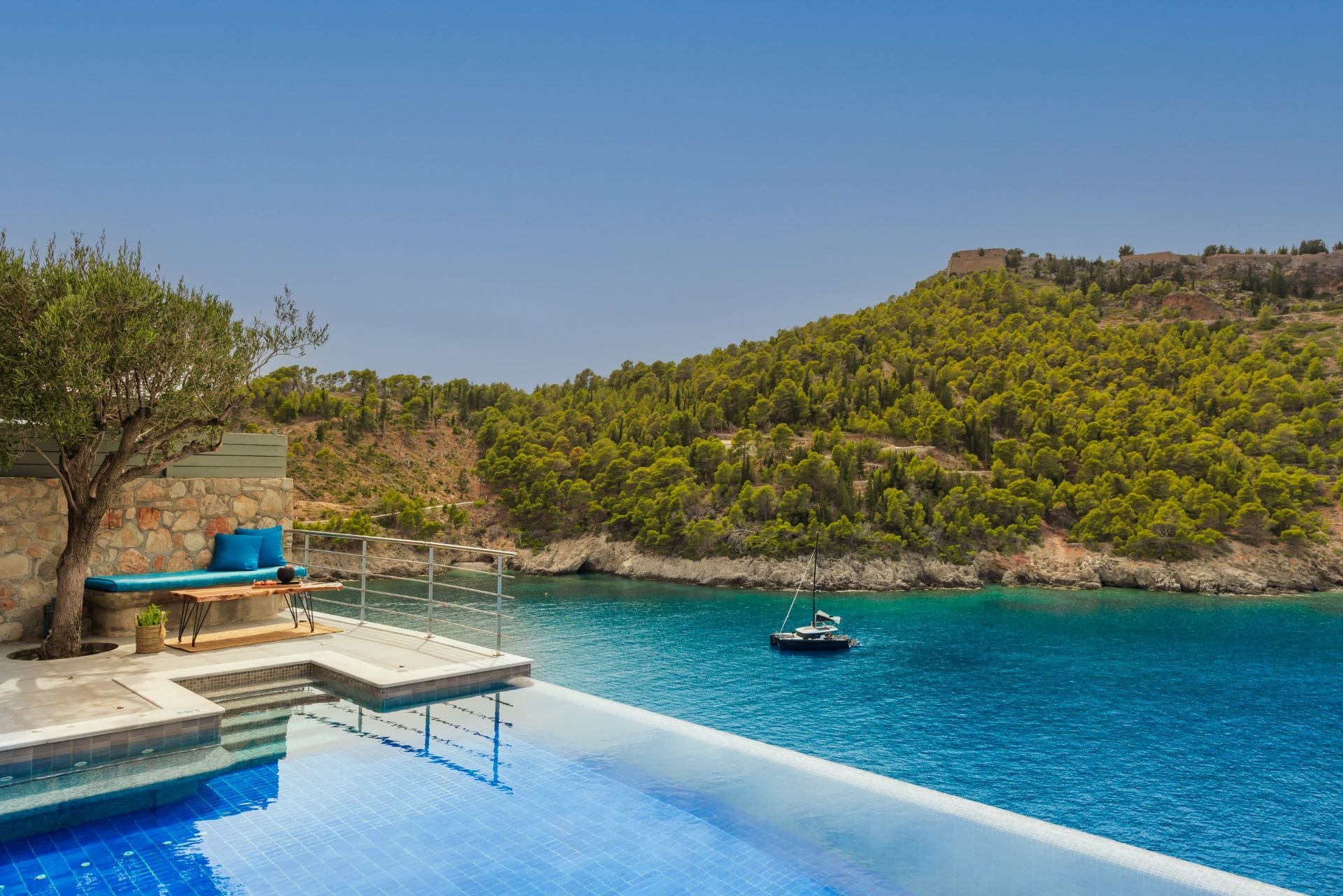 Infinity pool at Villa Art overlooking the bay of Assos