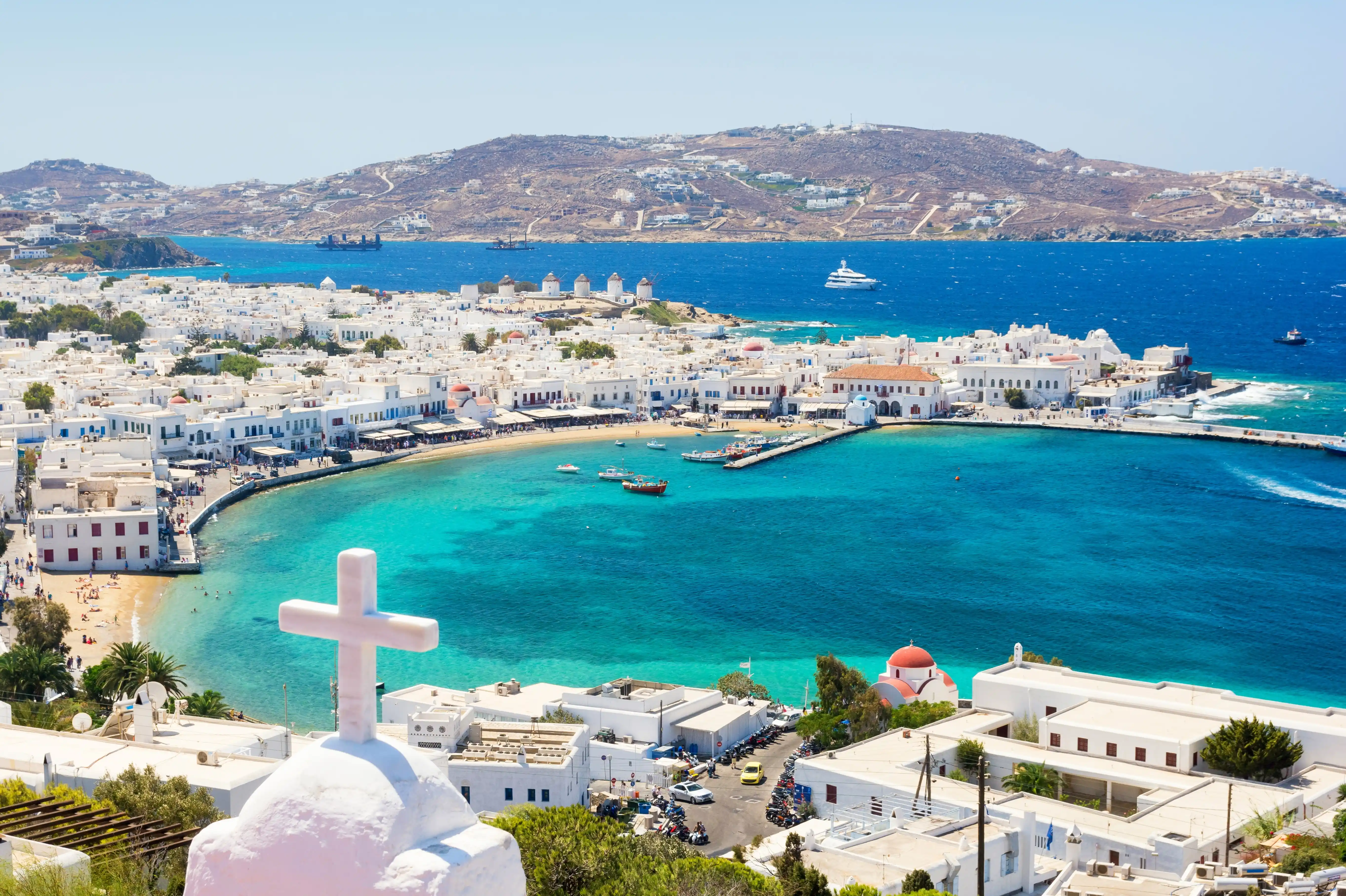A Guide to Villa Holidays in Mykonos: Everything You Need to Know