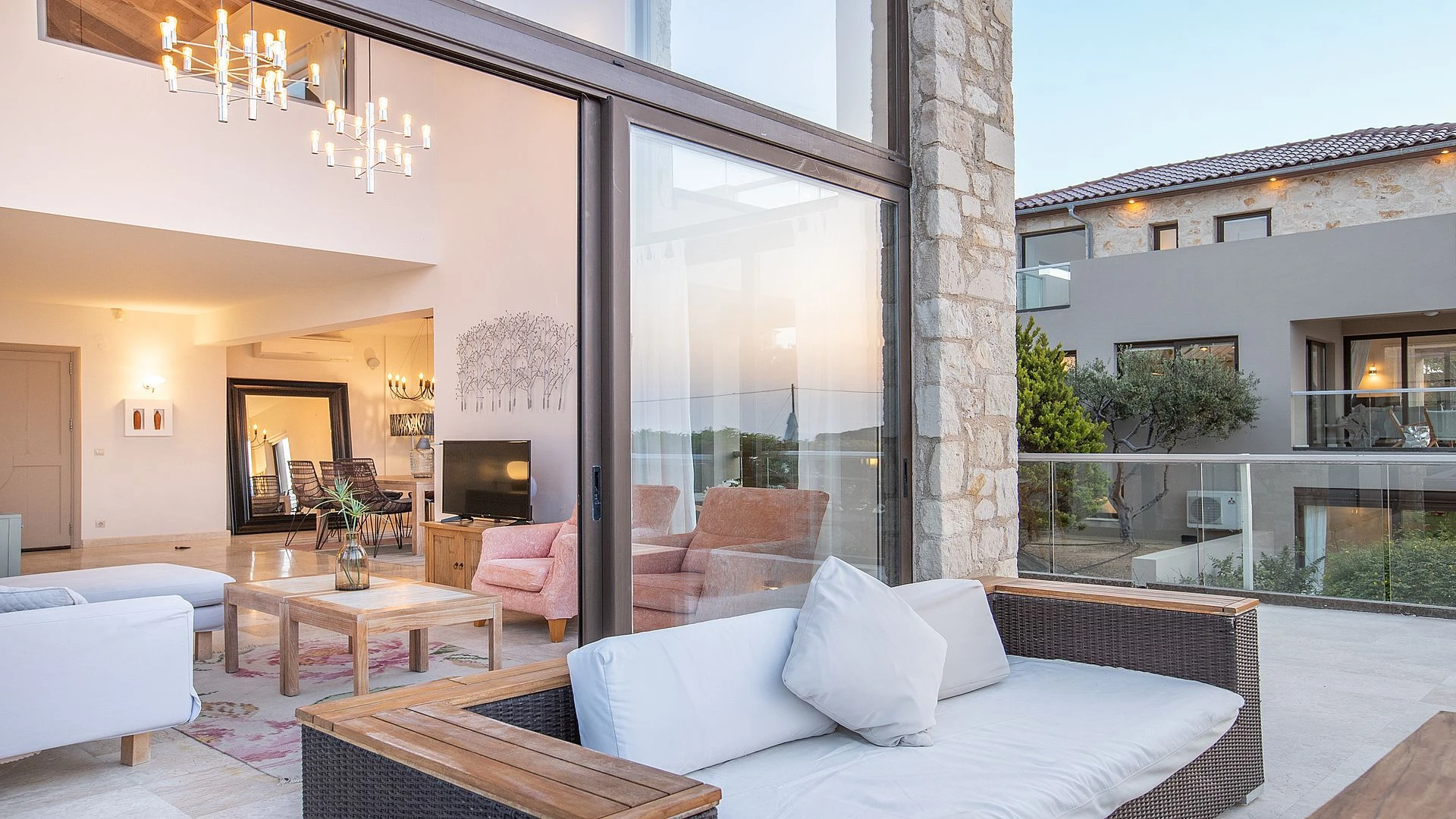 Villa Poseidon Pacific