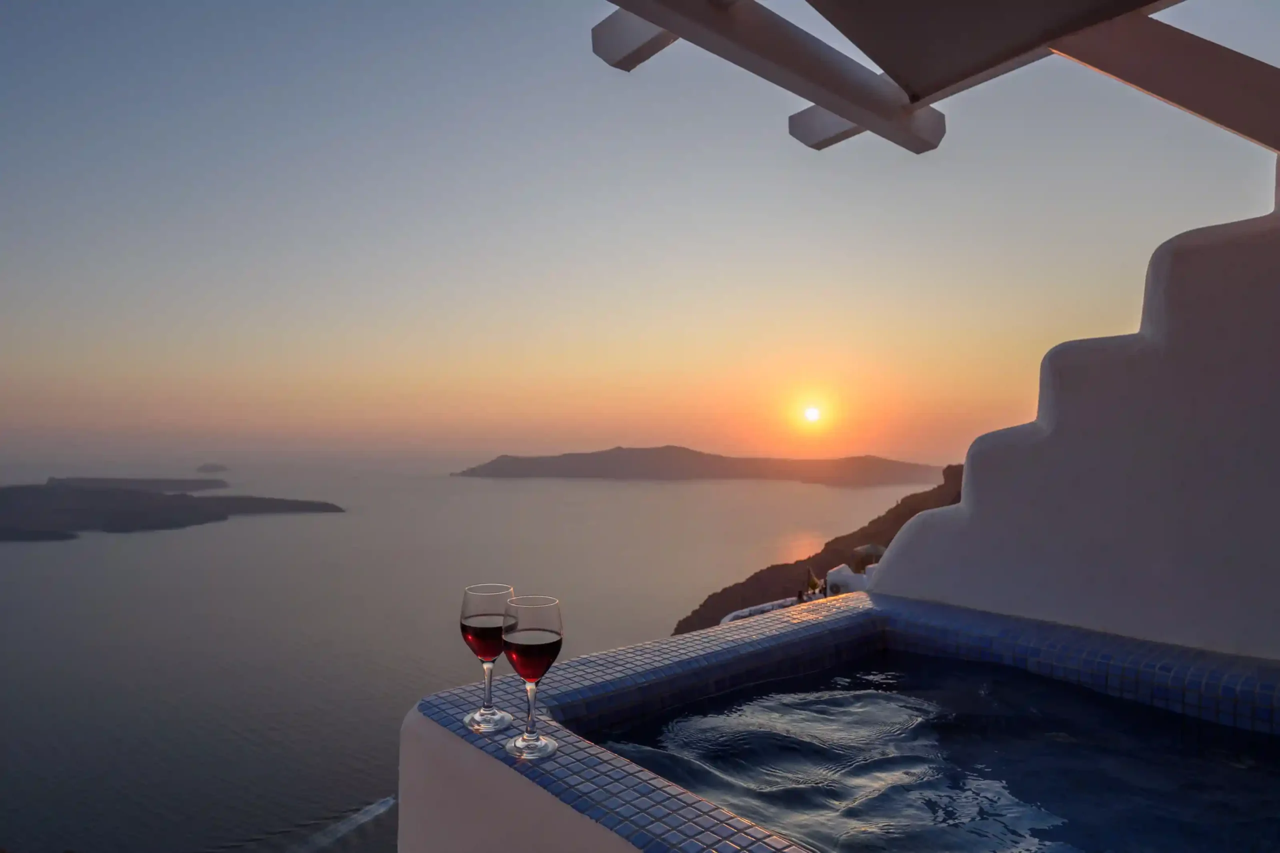 Junior Suite with Hot Tub and Caldera Sunset View