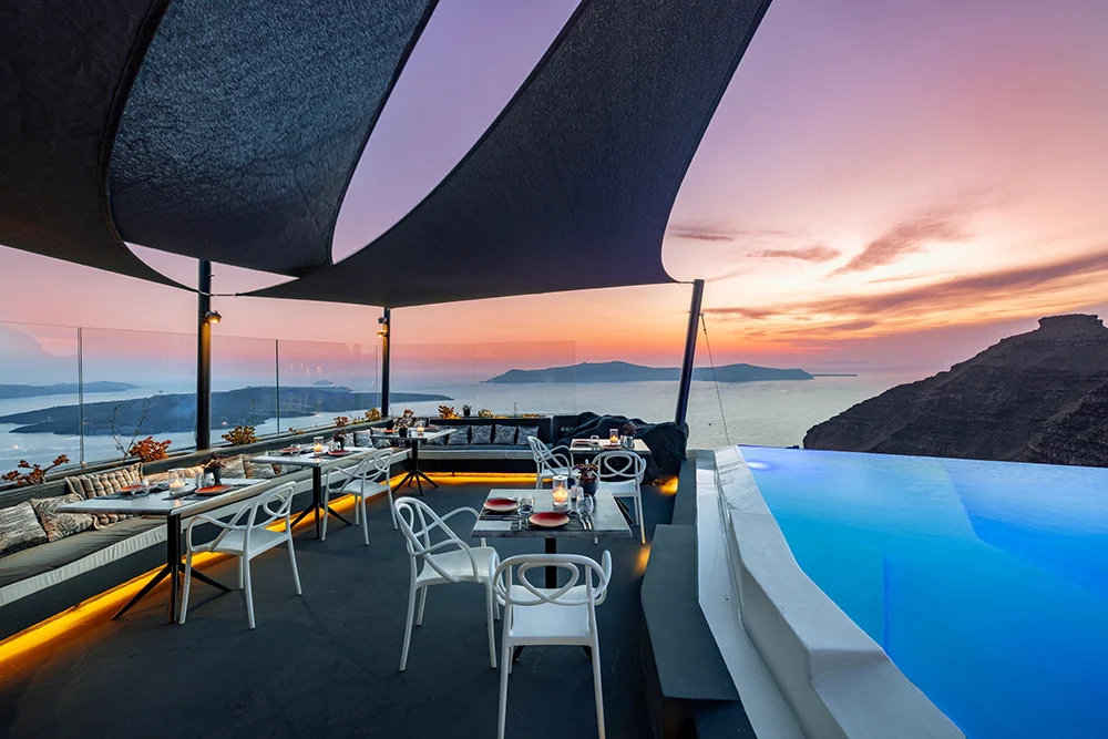 Iconic Dining Experience