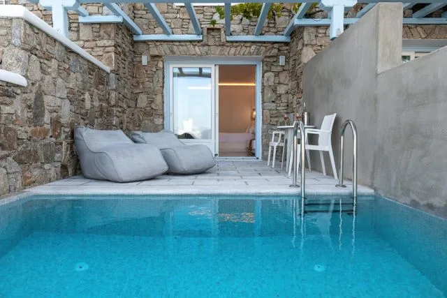 Signature Room with Private Pool