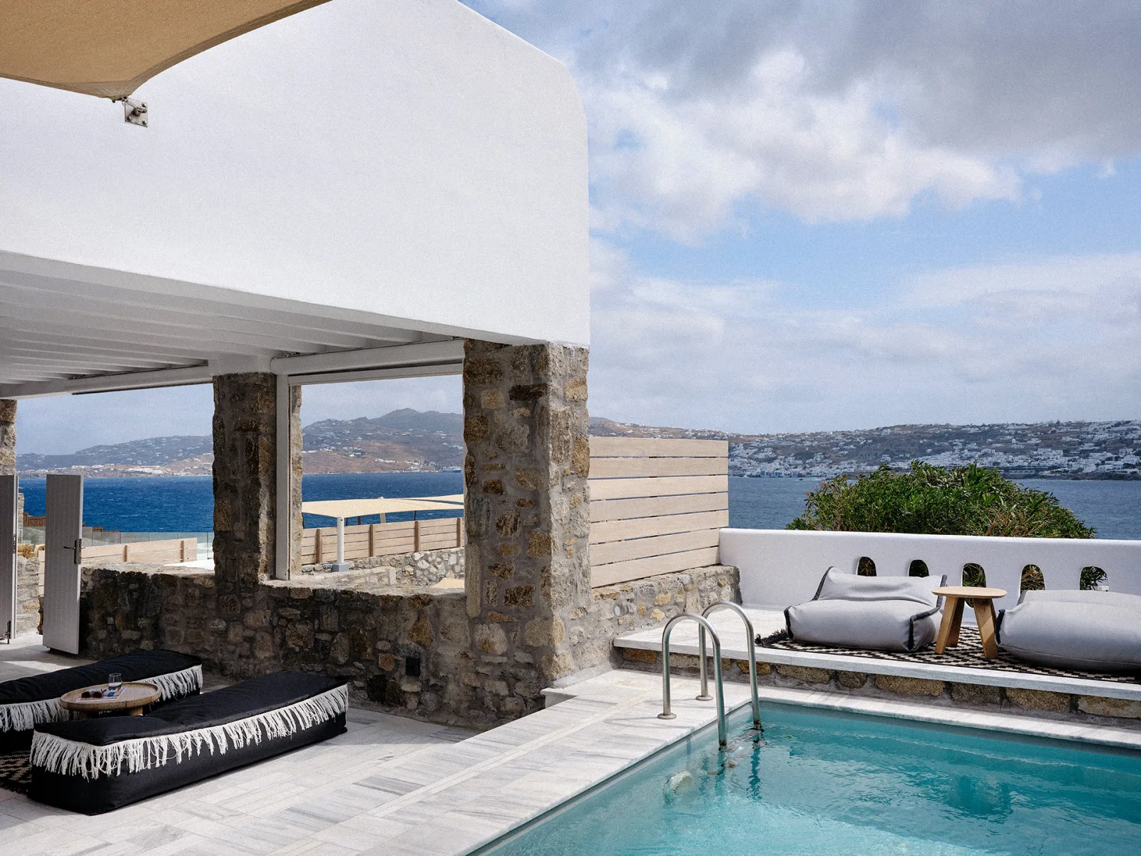 Signature suite with private pool