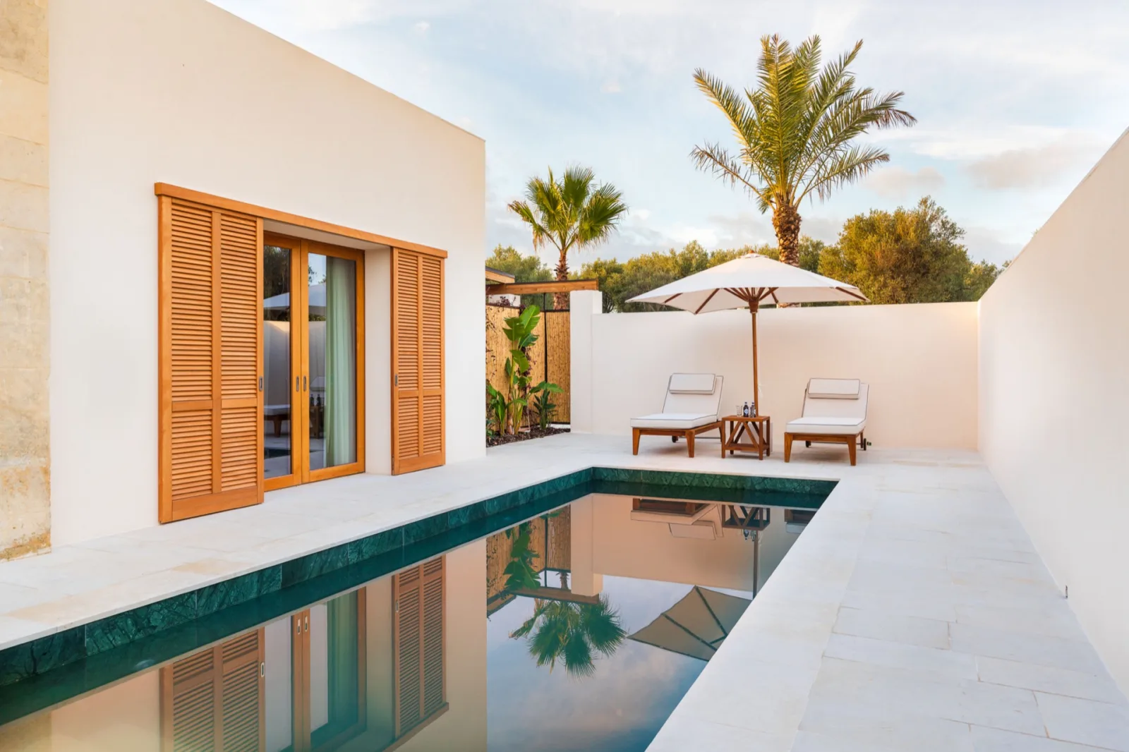 Luxury suite with private pool