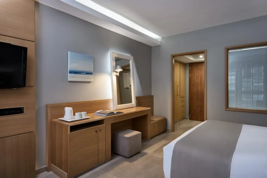 Double Room Pool View (Deluxe Area)