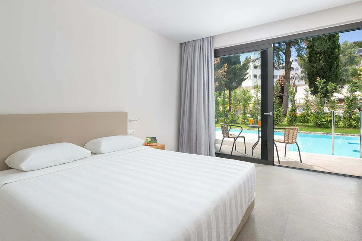 Double Room Sharing Pool Garden View