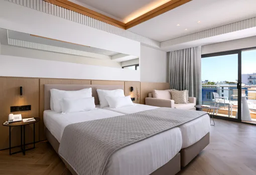 LIFE STYLE JACUZZI SUITE SEA FACING