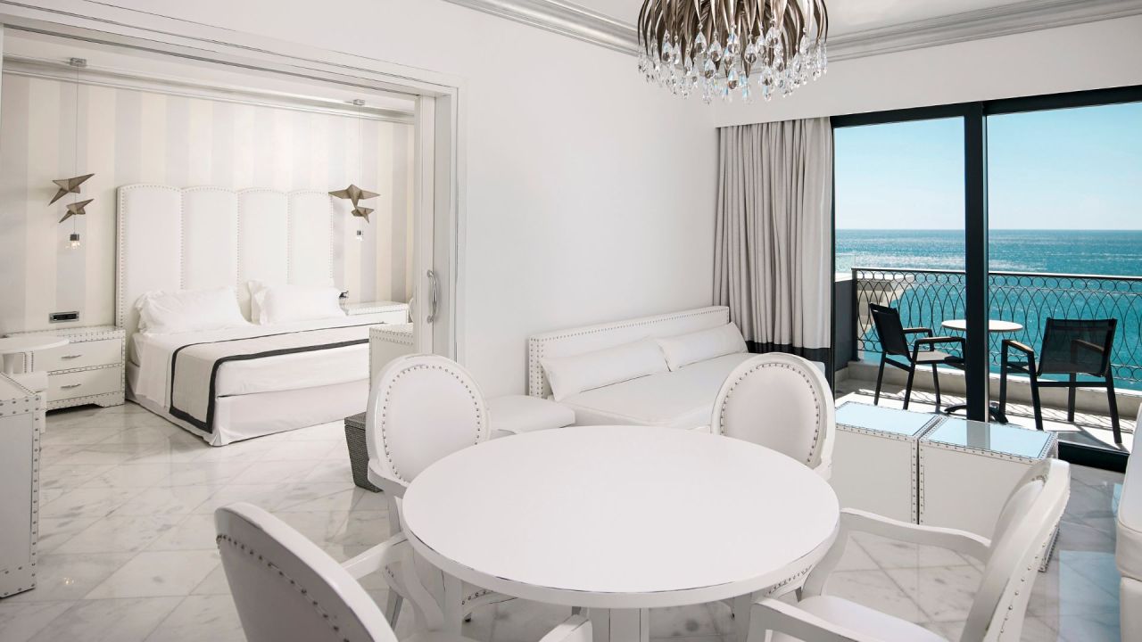 Presidential Suite Sea View with Whirlpool Spa (JAZZI)