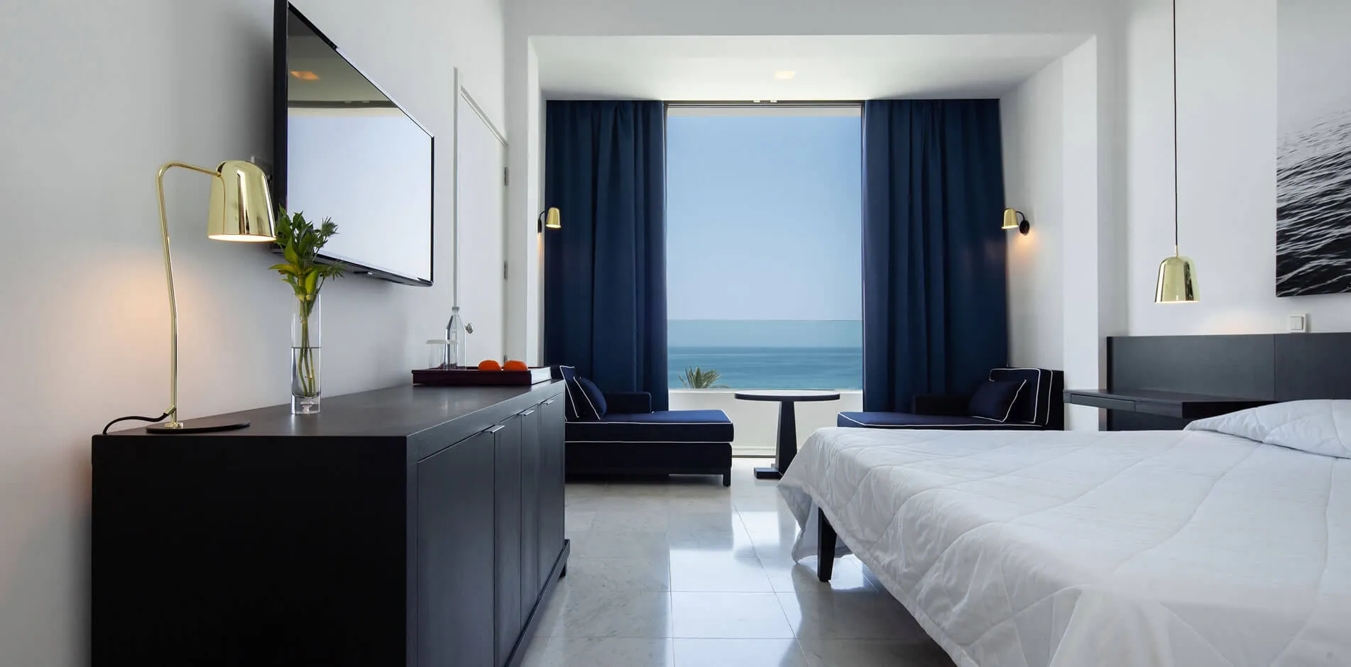 Family Connecting Terrace Sea View Rooms