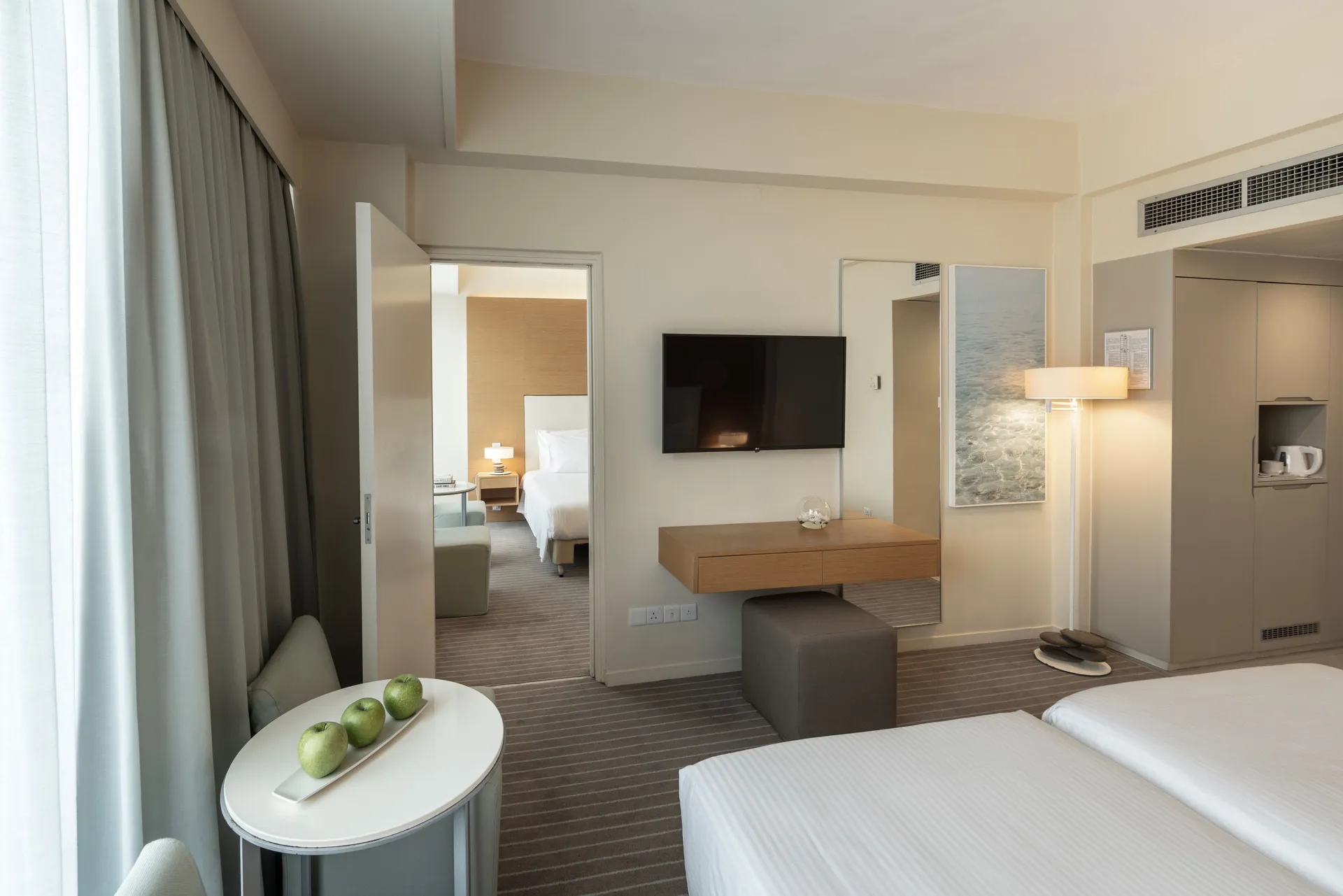Family Interconnecting Side Sea View Rooms