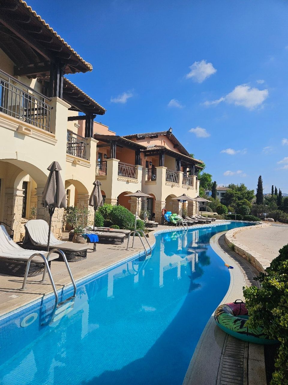 One Bedroom Suite Swim-Up Limited Sea View