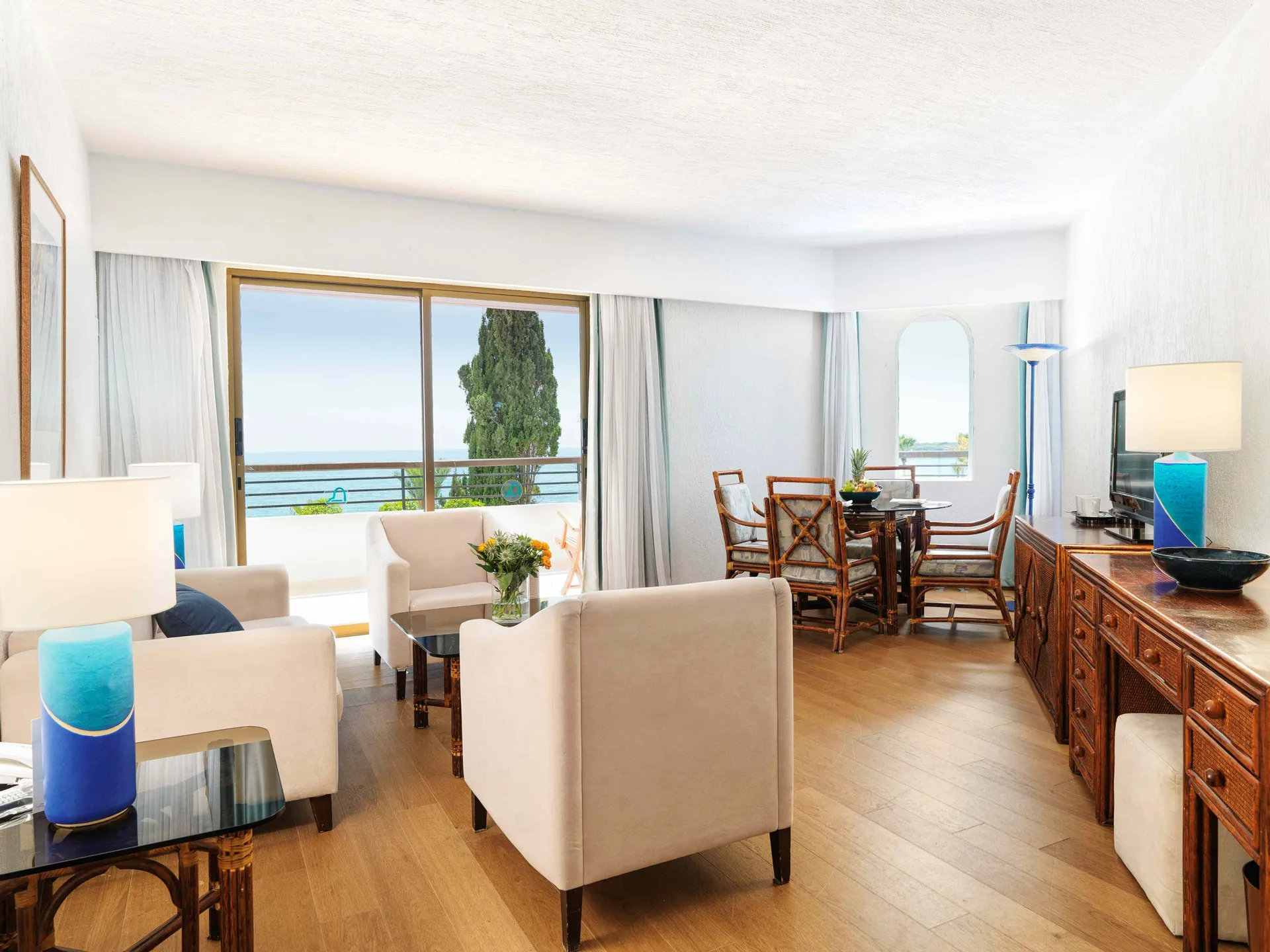 Executive Beach Suite