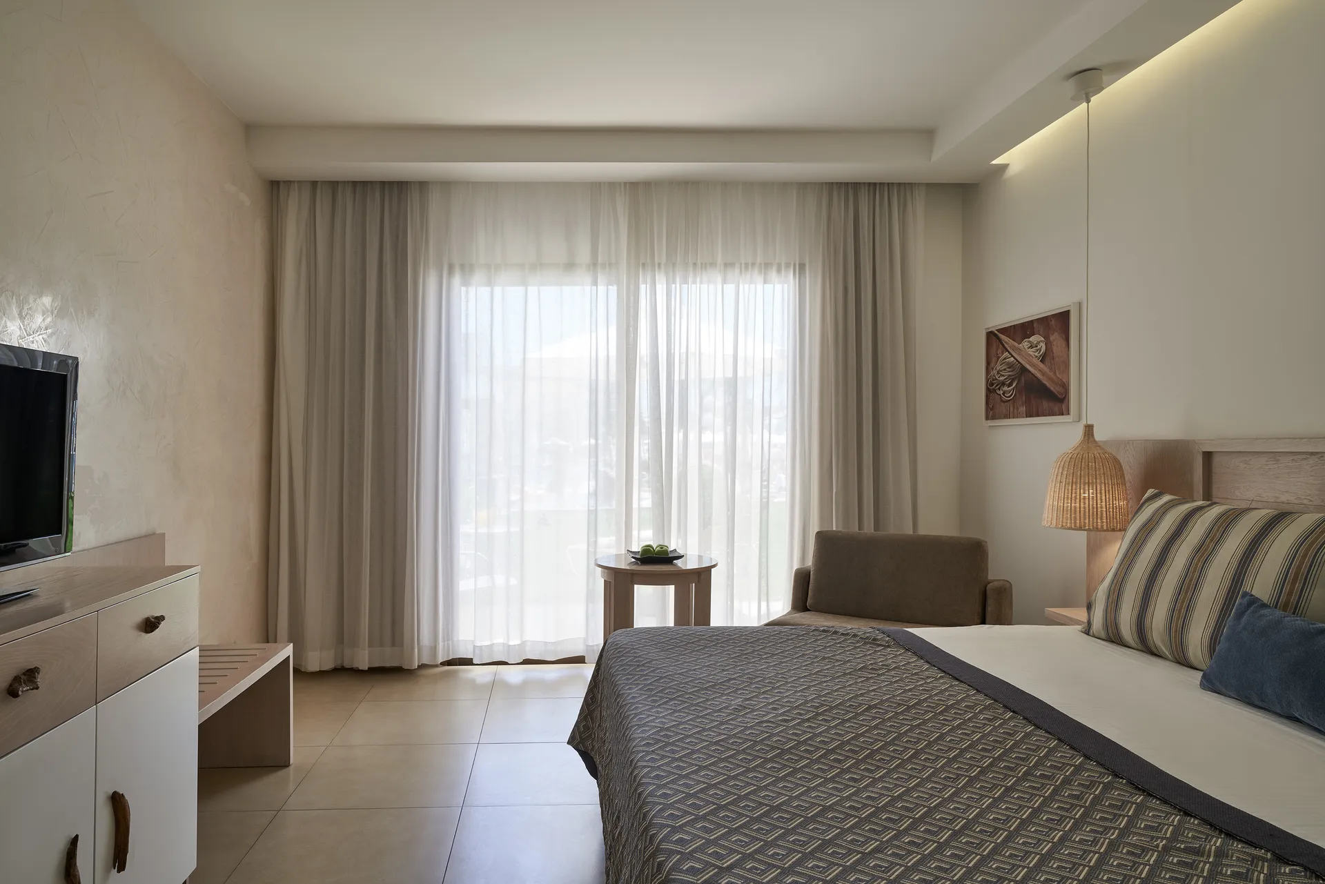 Family Suite with Inland View