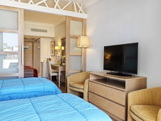 Family Junior Suite with Inland View